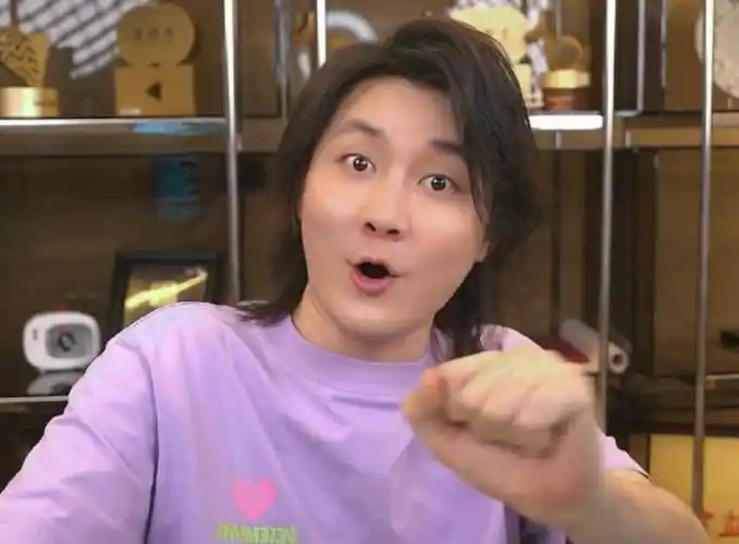 而对于和张大仙同样量级的德华来说效果可能会更好