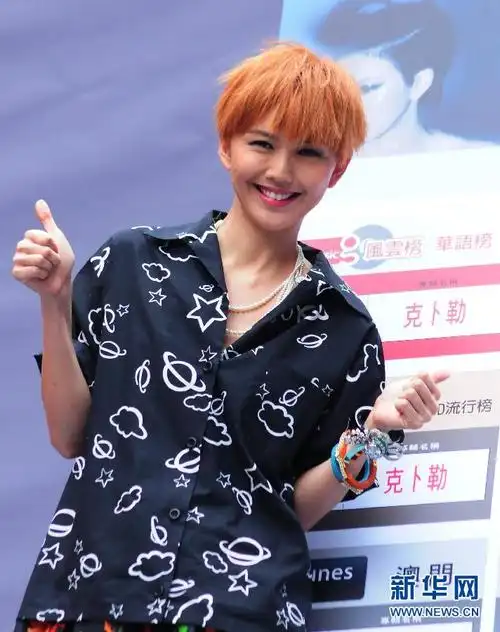 孙燕姿在台签唱新专辑克卜勒