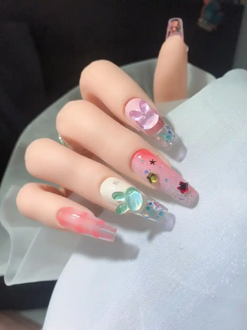 春夏爆款摩卡兔子头美甲图来咯