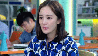 亲爱的翻译官杨幂着装 秒变ol杨幂穿职业装好惊艳