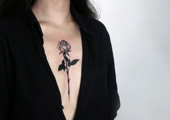 性感胸口纹身图案女胸前简约纹身5