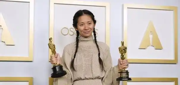 瞒了23年的宋丹丹女儿比巴图优秀好几倍如今已是华人骄傲