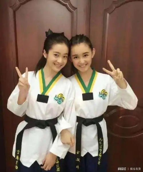 首播就收割多个热搜蒋依依或将能成为超越关晓彤的新生代小花旦