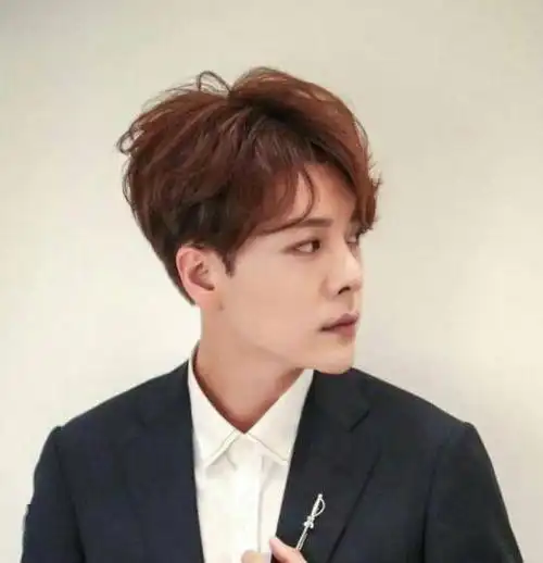 "碎盖头""短碎盖",最流行的男士发型!