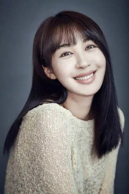 李菲儿冲锦超发脾气,挽回纪凌尘的口碑,小演员就活该被撒气吗?