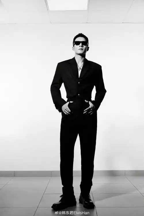 韩东君腿站的好开##韩东君身材架构