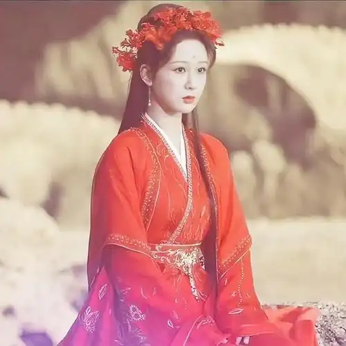 古装女主的花环头饰造型,虽然出现的时间很短,但个个都很惊艳!