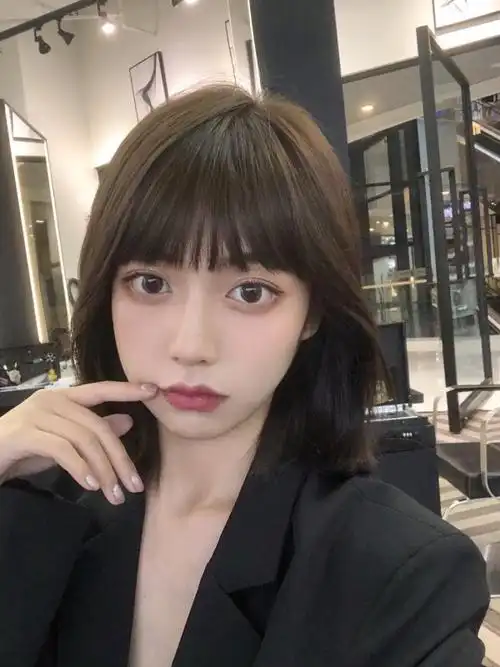 圆脸妹妹不能错过的超a短发/漫画刘海