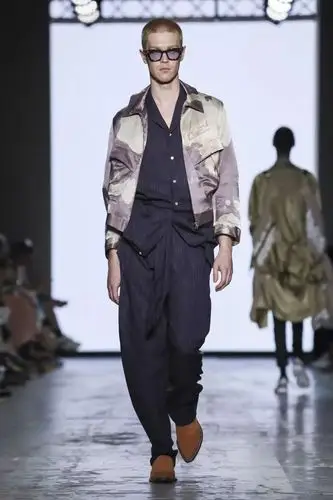 2020时装周系列礼包042020米兰春夏男装周最火的41个品牌秀场高清大图