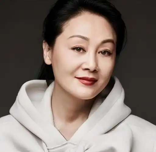 60岁的王姬29岁儿子智力是4岁31岁女儿高丽雯成弟弟保姆