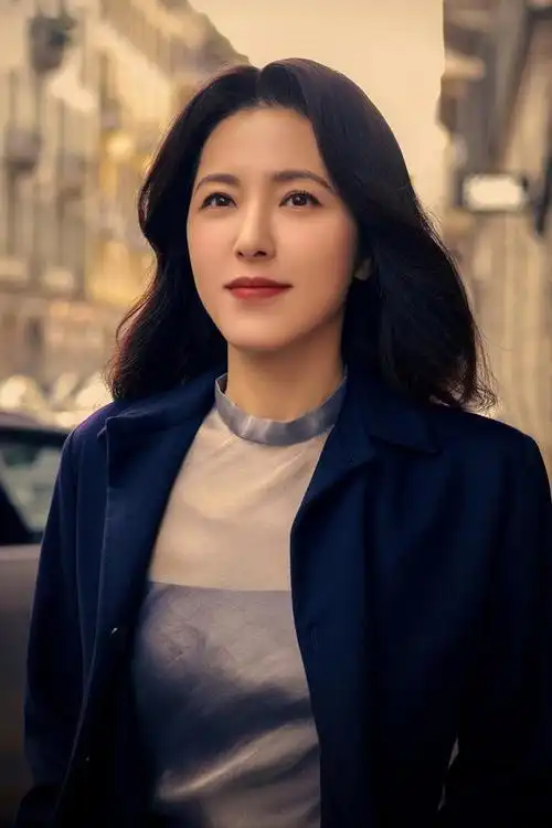 大青衣曾黎一眼万年岁月静好的美