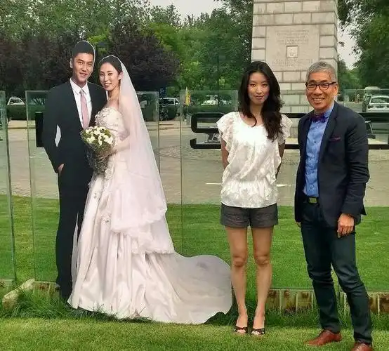 张博大婚朱八参加著名车模曾是他绯闻女友