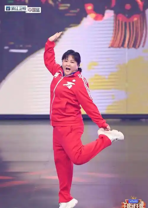 贾玲深陷抄袭风波,观众态度一边倒_小品_问题_因为