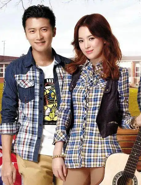 但是以前还是蛮火的,历任代言人咖位都不小:陈慧琳,黄圣依,谢霆锋等