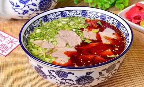 中国兰州牛肉拉面美味双人套餐!节假日通用, 提供免费wifi!