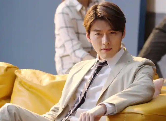 玄彬ua杂志造型曝光网友戏称是约会造型