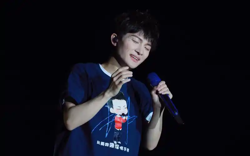 【周深】20191207 演唱会 清唱《秦淮景》  《memory》苏州站限定曲目