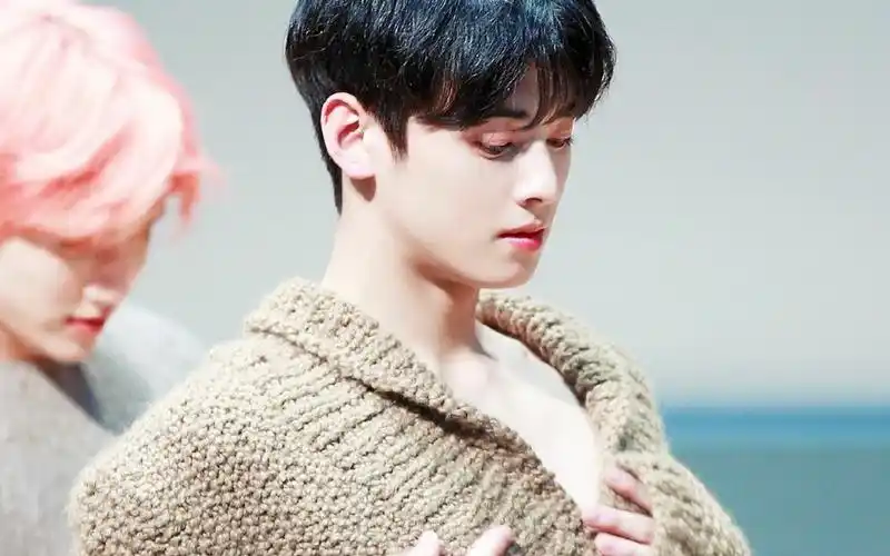 车银优好好看笑容太治愈啦