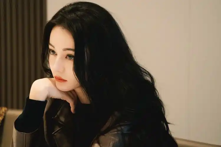 迪丽热巴《万渣朝凰》阵容曝光,8位男主颜值高,奇幻