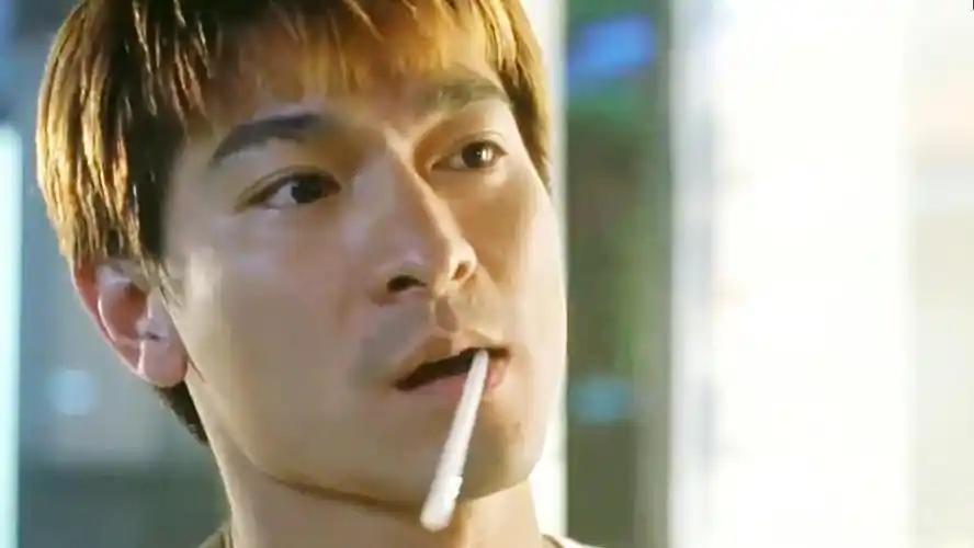 龙在江湖: 香港经典犯罪猛片, 天王刘德华饰演小混混, 嚣张至极!