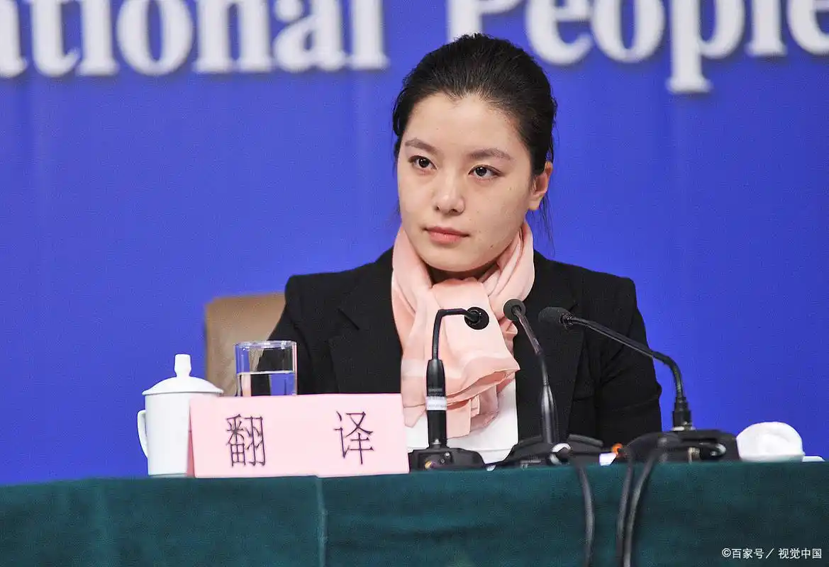 我国"冷艳翻译官"张京的励志人生,牛掰学姐名不虚传