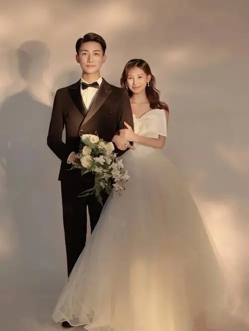 光影婚纱照100出片2022必拍风格之一