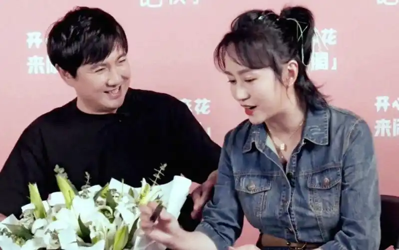 盘点沈腾马丽高甜时刻,自曝初次相见就喜欢,吻戏拍到耳朵发红_电影