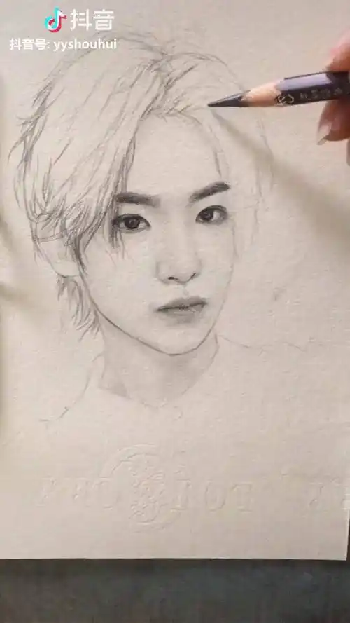 有人知道画的到底是谁吗黄明昊黄明昊justin