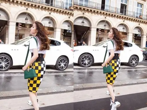 热巴lv新造型,现身巴黎街头,街头少女感十足!