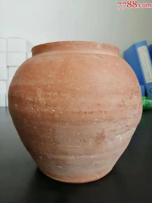唐代红泥瓦罐