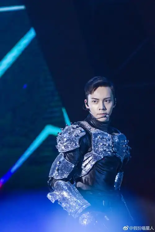 【陈伟霆】【cwt】【陈等等】 170430 广州inside me巡回演唱会 2484