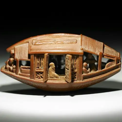 写美篇微雕艺术是中国传统工艺美术中最为精细微小的一种工艺品,是集