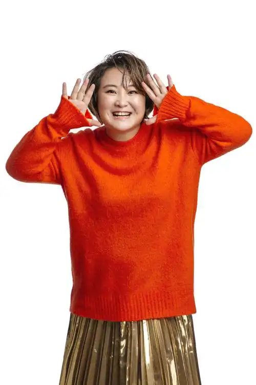 中国内地喜剧女演员贾玲经纪公司_表演_卫视_中央电视台