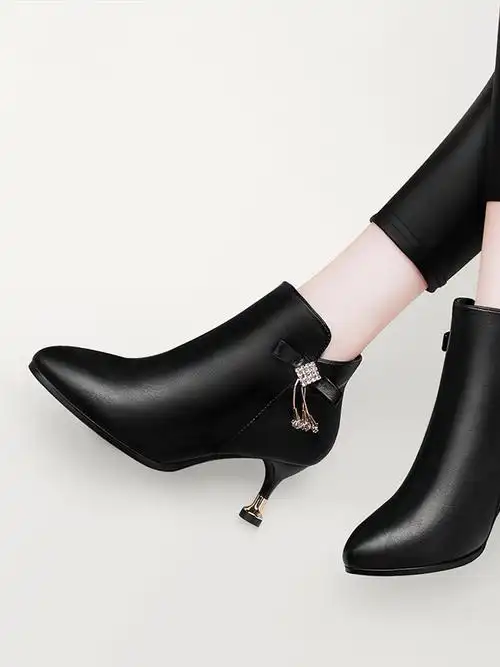 2021冬新款英伦欧美百搭黑色加绒短靴皮鞋细跟高跟鞋短筒女靴