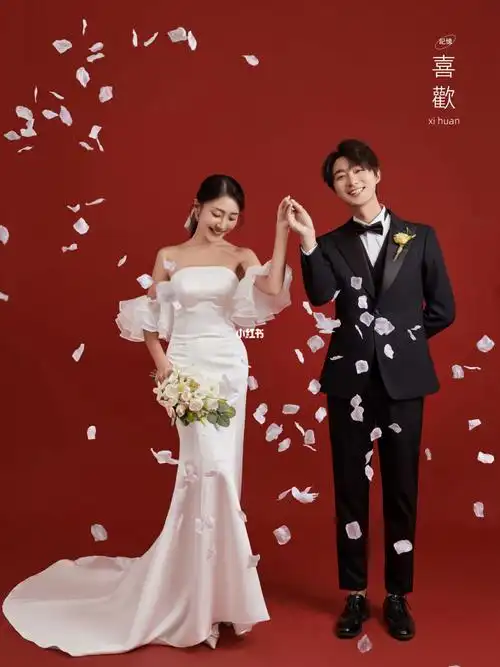 撒花啦红色背景婚纱照真的好美腻06轻复古