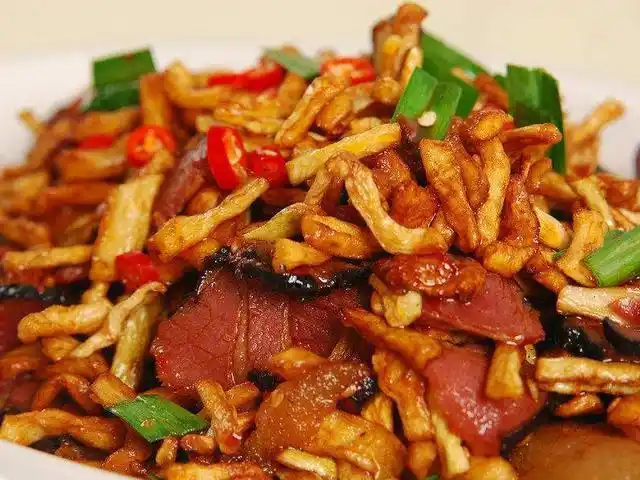 超级下饭的萝卜干炒腊肉,咸香入味香脆爽口,学到就是赚到