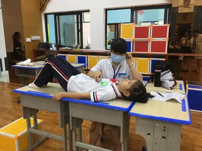 快乐成长】—海口市港湾小学2018-2019年第二学期学生健康体检