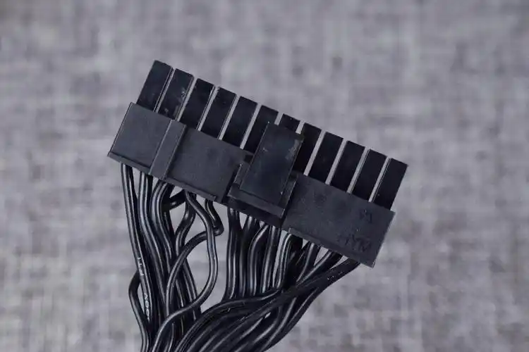 爱国者电竞500w金牌电源开箱图赏 - 电脑 科技章鱼烧