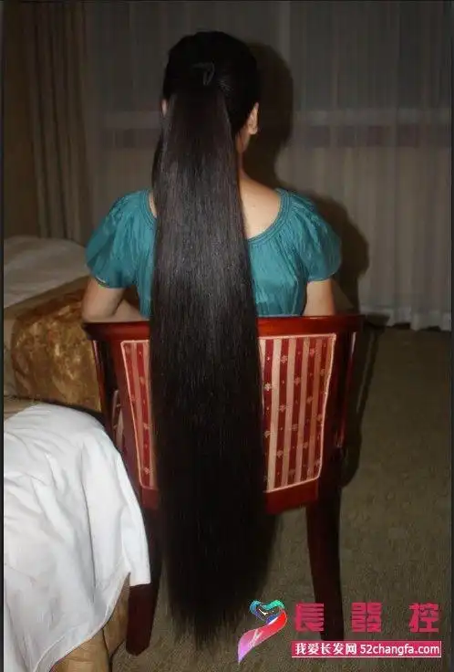 一刀剪下孕妇的超级粗辫-老高222#(15)