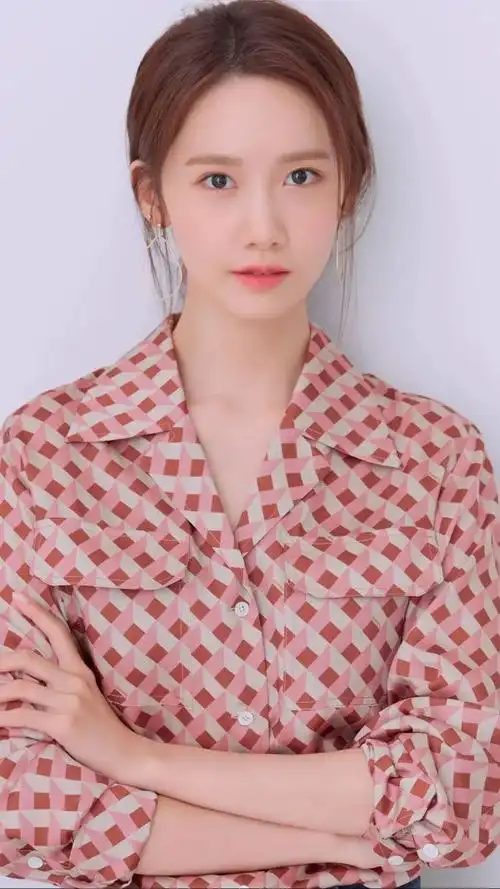 林允儿丨高清壁纸肤白貌美颜值美炸优雅甜美