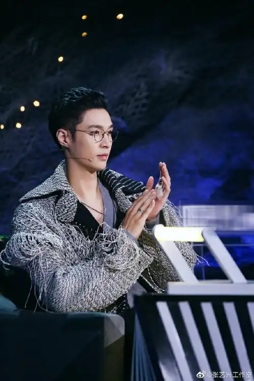 张艺兴舞蹈风暴