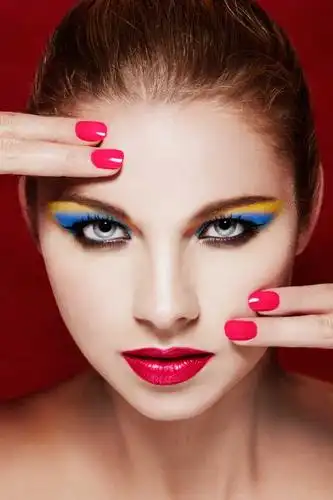 时尚美女化妆模特特写