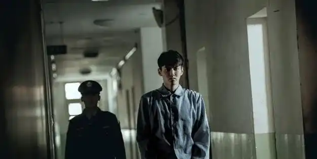 吴亦凡在监狱生活遭曝光:胖了20斤,竟然当上小班长?