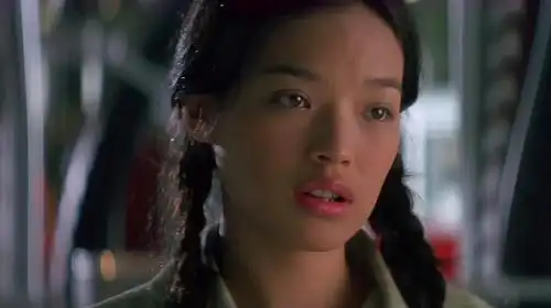 成龙大哥的爱情电影《玻璃樽》,舒淇被迷到坠入爱河,经典!