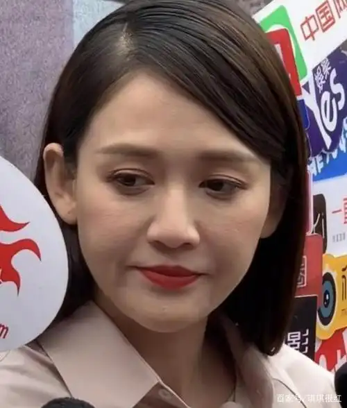 40岁再不恋爱都老了!陈乔恩被怼脸拍后,她真实皮肤可能还不如你