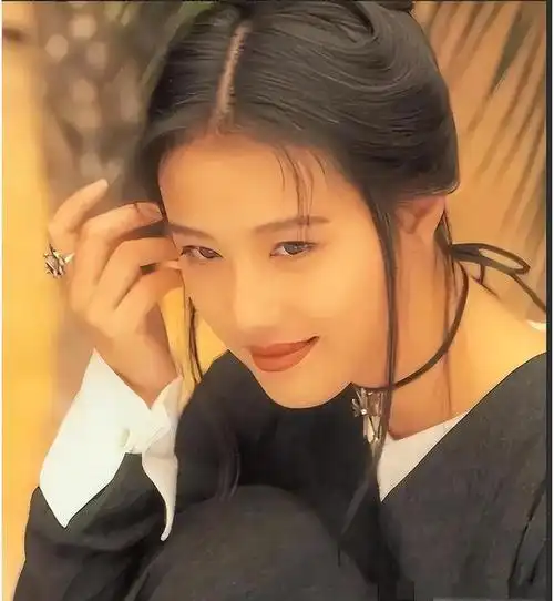 回顾一婚娶周海媚二婚娶邝美云三婚娶富婆吕良伟到底凭啥