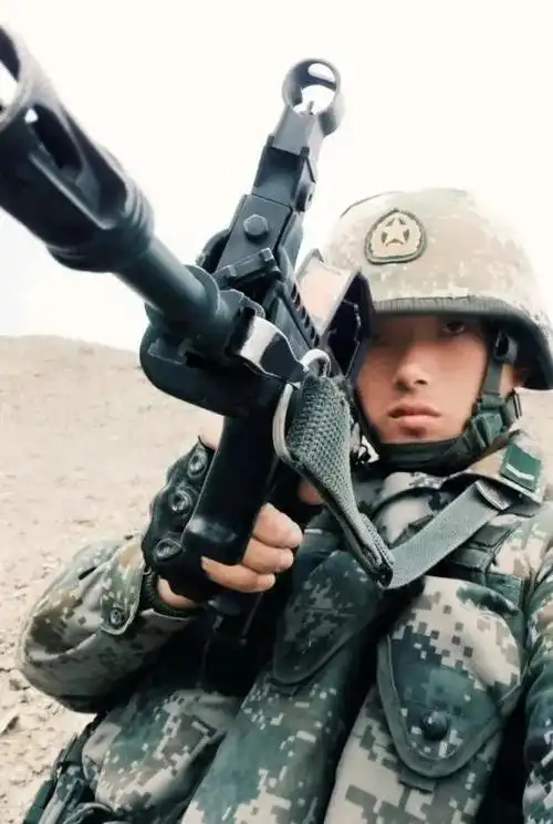 一等功臣四有军人火线入党这些退役军人共同入围全国最美名单