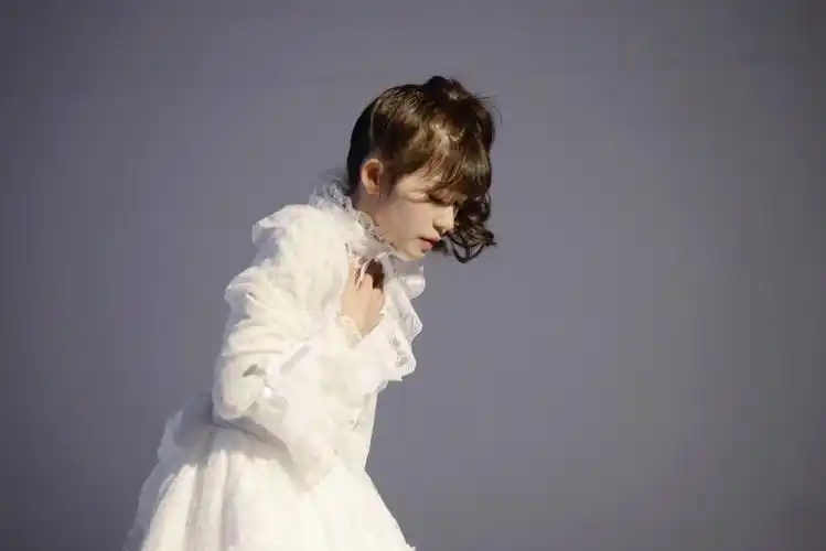 赖美云 - 堆糖,美图壁纸兴趣社区