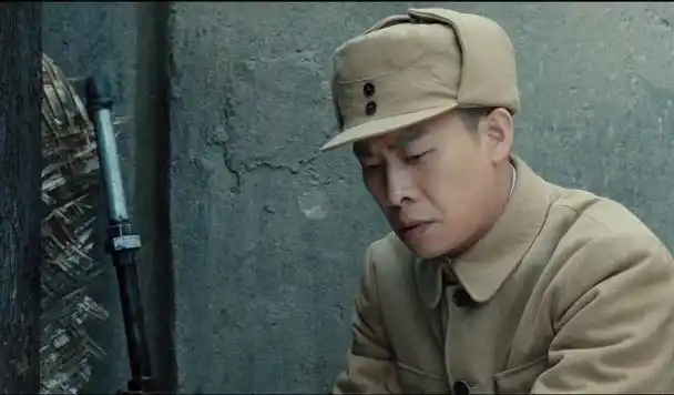 但好运不会总伴随着他,试想一下,如果他和郑朝阳一样,大反派,桃源行动