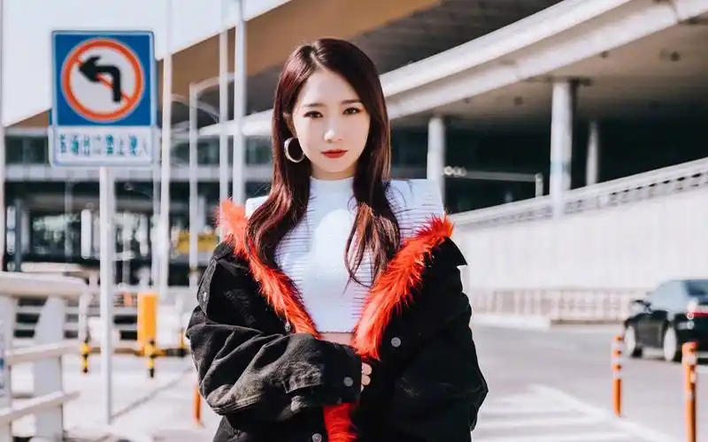 孟美岐高清电脑桌面壁纸图片